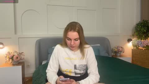 Margo online show from 03-12-26, 01:34