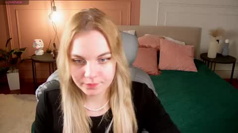 Margo online show from 04-23-26, 01:07