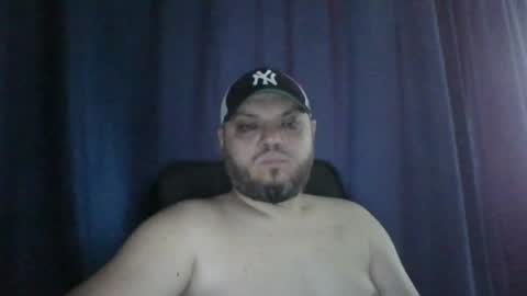 Snapshot of glusgan chatting on 06-22-26, 06:43 Your boy online show from 06-22-26, 06:43
