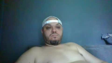 Snapshot of glusgan chatting on 06-29-26, 06:41 Your boy online show from 06-29-26, 06:41