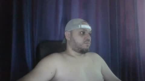 Snapshot of glusgan chatting on 07-06-26, 07:16 Your boy online show from 07-06-26, 07:16