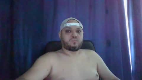 Snapshot of glusgan chatting on 07-13-26, 07:33 Your boy online show from 07-13-26, 07:33