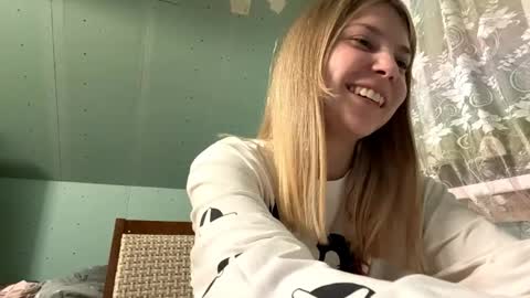 glyndabrierre online show from 04-13-26, 04:23