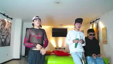 THOMAS AND DAMIAND online show from 12-19-25, 06:37