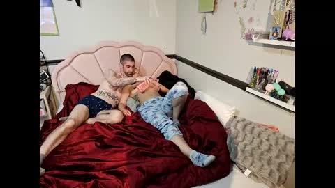 gneforever online show from 04-22-26, 02:58