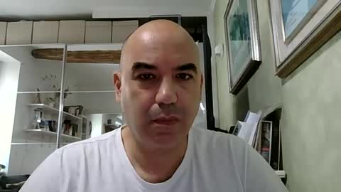 Snapshot of gnoffo77 chatting on 06-17-26, 09:12 Matte online show from 06-17-26, 09:12