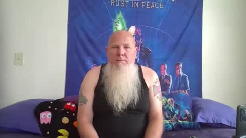 Gnomebeard online show from 10-11-25, 03:54