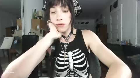 Snapshot of goblinguurl chatting on 06-17-26, 05:10 GoblinGirl online show from 06-17-26, 05:10