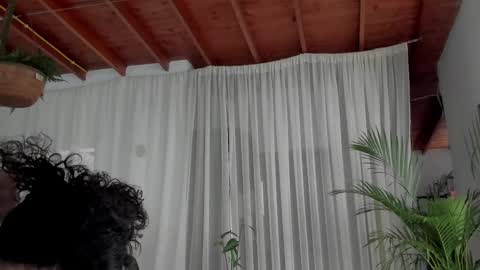 Snapshot of goddes_helena chatting on 12-20-25, 06:15 Elena online show from 12-20-25, 06:15