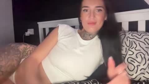 Snapshot of goddess_cleo444 chatting on 11-05-25, 01:11 Cleo online show from 11-05-25, 01:11