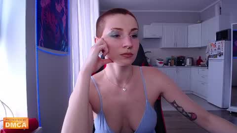 Snapshot of goddess_elpisfoxter chatting on 06-30-26, 09:54 Elpis Foxter online show from 06-30-26, 09:54