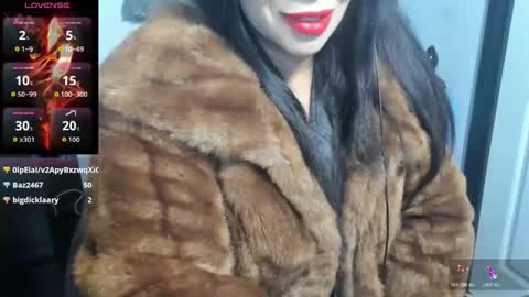 Snapshot of goddess_kimberley chatting on 11-20-25, 01:33 Goddess Kimberley online show from 11-20-25, 01:33