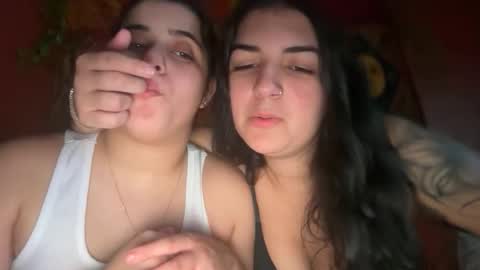 Snapshot of goddess_madii chatting on 12-03-25, 08:00 Madii online show from 12-03-25, 08:00