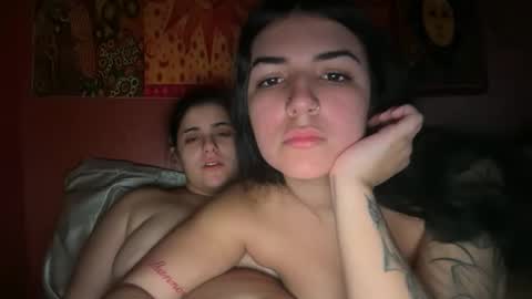 Snapshot of goddess_madii chatting on 12-18-25, 08:20 Madii online show from 12-18-25, 08:20