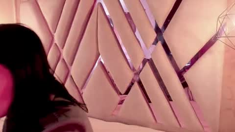 M A R T I N A  online show from 02-23-26, 12:35