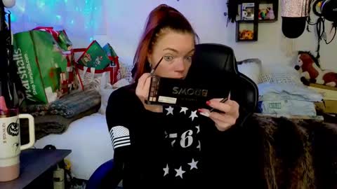 Patricia Mars           Goddess of Mars twitter thegoddessmindy online show from 12-16-25, 04:23