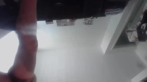 Snapshot of goddess_vertigo52 chatting on 05-11-26, 04:04 Goddess of Insanity online show from 05-11-26, 04:04