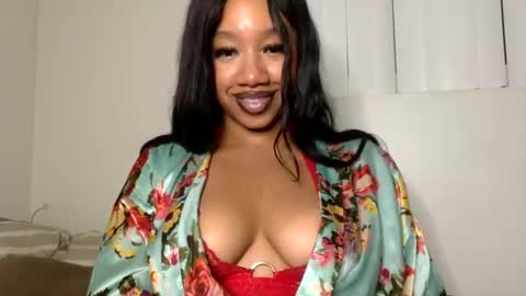 Snapshot of goddessdaisysky chatting on 02-26-25, 04:03 Goddess Daisy Sky online show from 02-26-25, 04:03