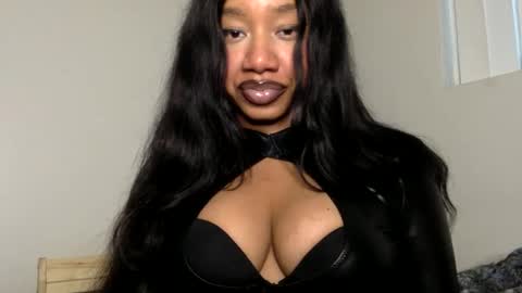 Snapshot of goddessdaisysky chatting on 03-05-25, 01:42 Goddess Daisy Sky online show from 03-05-25, 01:42