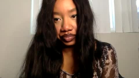 Snapshot of goddessdaisysky chatting on 03-06-25, 10:26 Goddess Daisy Sky online show from 03-06-25, 10:26