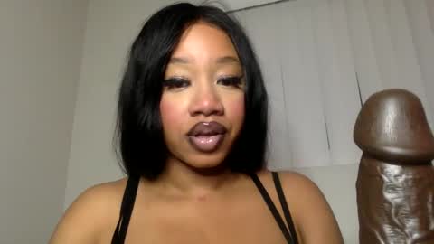 Snapshot of goddessdaisysky chatting on 03-09-25, 04:38 Goddess Daisy Sky online show from 03-09-25, 04:38