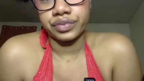 Snapshot of goddessdaisysky chatting on 11-21-25, 02:49 Goddess Daisy Sky online show from 11-21-25, 02:49