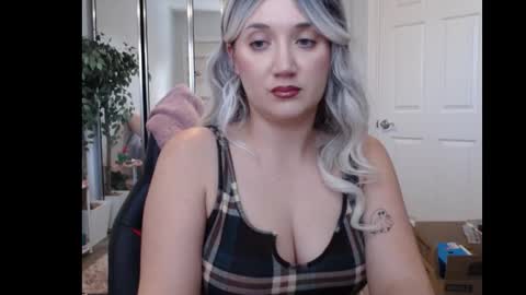 Goddess Emmy online show from 11-05-25, 09:04