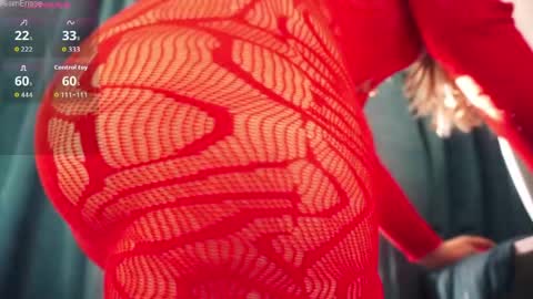 Snapshot of goddesseriss chatting on 05-28-26, 04:21 MesmErisse online show from 05-28-26, 04:21