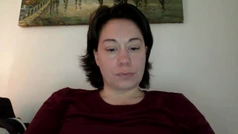 Snapshot of goddessjaylastar chatting on 11-28-25, 04:09 GoddessJayla Star online show from 11-28-25, 04:09