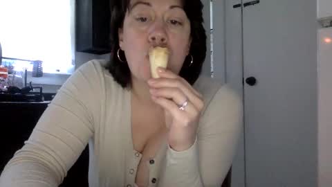 Snapshot of goddessjaylastar chatting on 12-22-25, 05:54 GoddessJayla Star online show from 12-22-25, 05:54