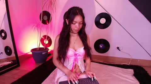 Julieta online show from 03-25-26, 06:58