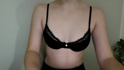 Snapshot of goddessmaya0 chatting on 05-25-26, 11:05 goddessmaya0 online show from 05-25-26, 11:05