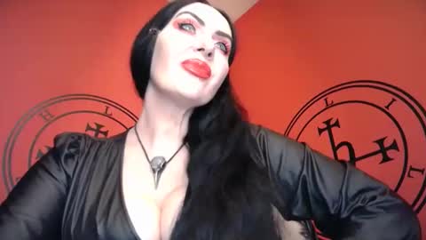 GODDESS MIDNIGHT online show from 03-18-26, 11:30