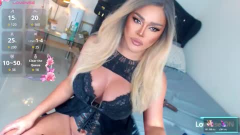 Miss Anna online show from 11-26-25, 08:26