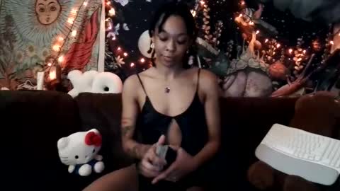 Snapshot of godispleasure chatting on 06-02-26, 04:31 goddess of pleasure online show from 06-02-26, 04:31