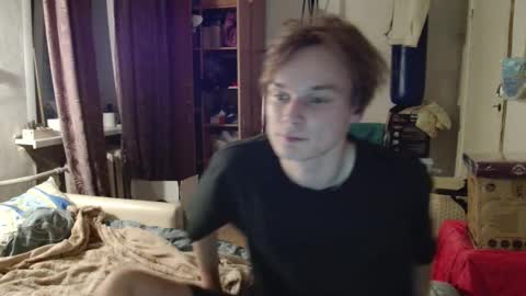 Snapshot of gofymcmouse chatting on 10-26-25, 10:15 Daniel online show from 10-26-25, 10:15