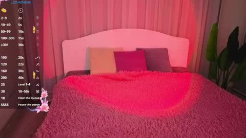 Snapshot of goga_li chatting on 04-30-26, 08:37 Lilya online show from 04-30-26, 08:37