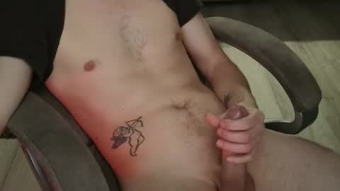 Snapshot of gohn102310 chatting on 10-17-25, 02:52 john online show from 10-17-25, 02:52