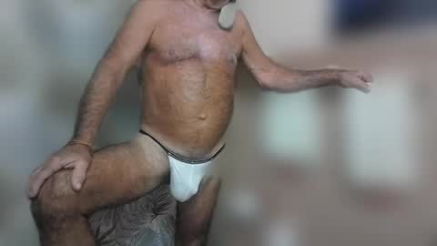 Snapshot of gojo885 chatting on 06-26-26, 02:05 gojo885 online show from 06-26-26, 02:05