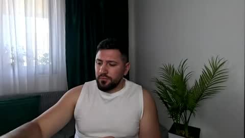 Snapshot of gold_alpha_boy chatting on 05-06-26, 01:05 gold_alpha_boy online show from 05-06-26, 01:05