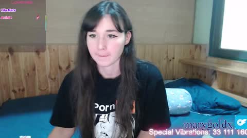 Snapshot of gold_mary_ chatting on 03-03-25, 05:31 Mary online show from 03-03-25, 05:31