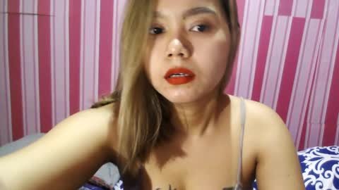 Snapshot of goldaveronn chatting on 12-18-24, 03:37 goldaveronn online show from 12-18-24, 03:37