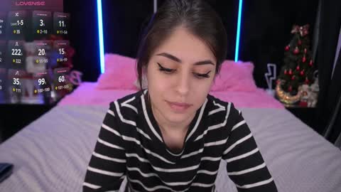 Snapshot of goldbabys chatting on 01-08-25, 02:14 GoldBabyS online show from 01-08-25, 02:14