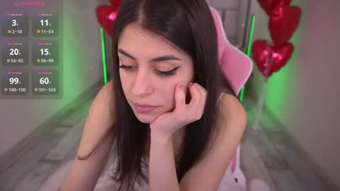 Snapshot of goldbabys chatting on 02-23-25, 05:39 GoldBabyS online show from 02-23-25, 05:39