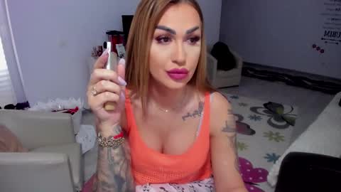 Snapshot of golddivine00 chatting on 03-02-25, 07:21 Nicole.. online show from 03-02-25, 07:21