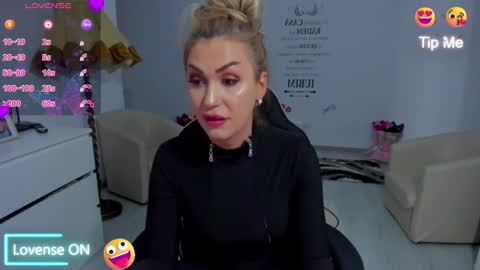 Nicole.. online show from 03-28-26, 10:26