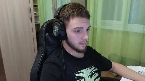 Golden boyyy21 online show from 12-21-25, 05:58