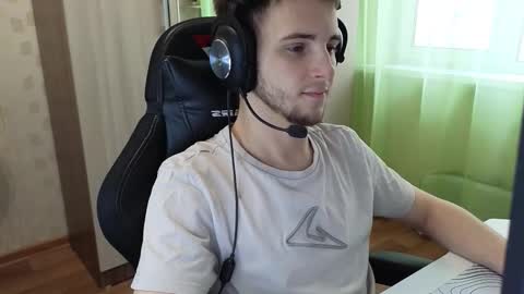 Golden boyyy21 online show from 01-18-26, 09:02