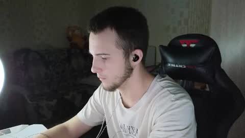 Golden boyyy21 online show from 06-23-26, 08:51