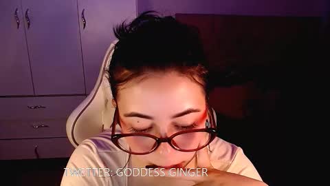 golden_gingerkitty online show from 10-28-25, 02:04